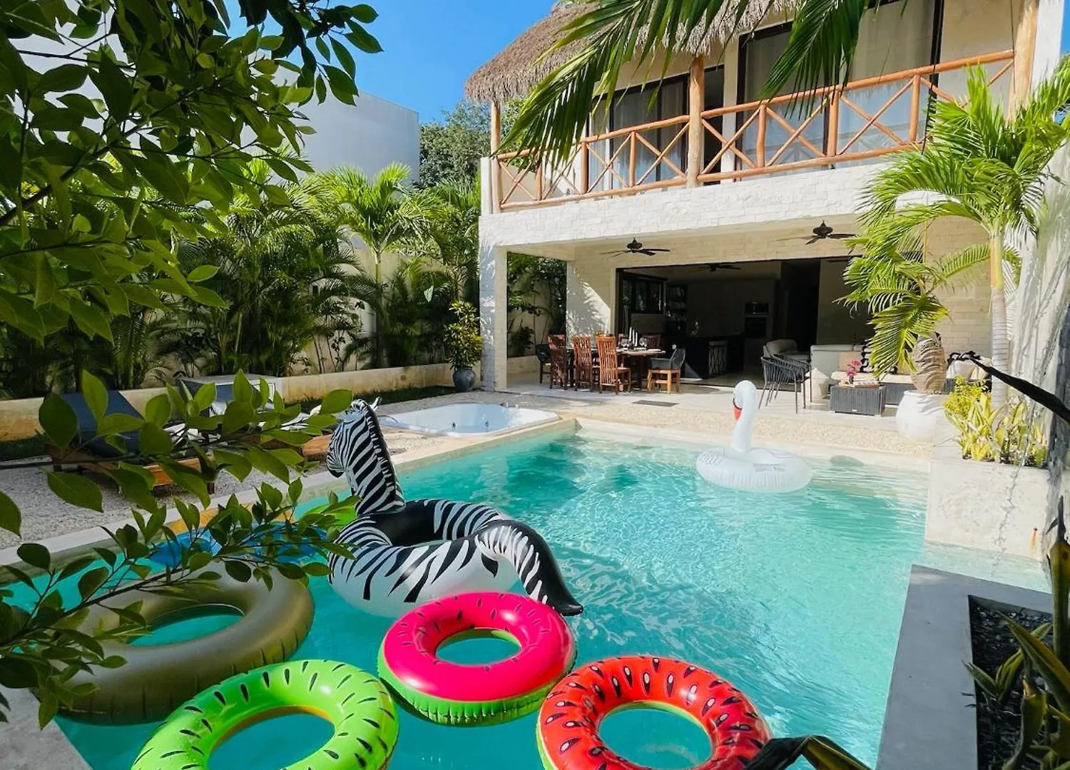 Luxury House Tomanoa - 10Pers - 4Rooms - Pool - Hotjacuzzi - Speed Wifi -Waterfall Tulum Pueblo