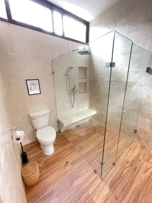 Luxury House Tomanoa - 10Pers - 4Rooms - Pool - Hotjacuzzi - Speed Wifi -Waterfall Tulum