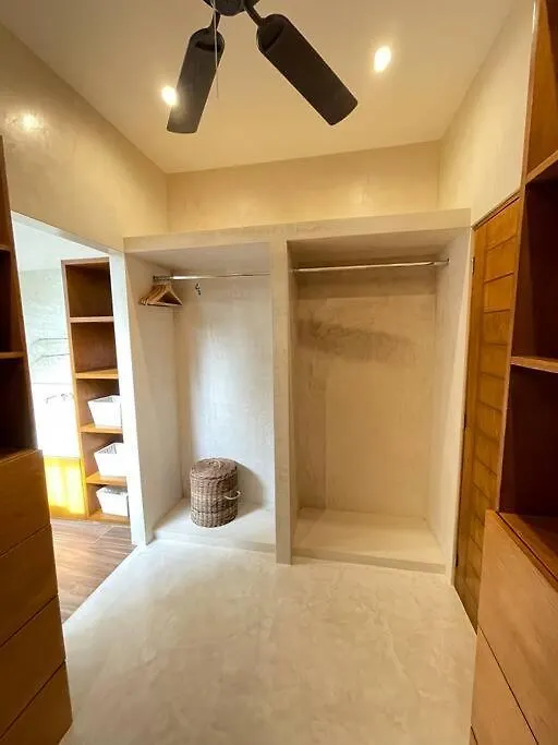 Luxury House Tomanoa - 10Pers - 4Rooms - Pool - Hotjacuzzi - Speed Wifi -Waterfall Tulum 0*,  Mexico
