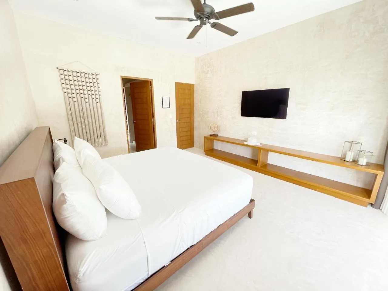Luxury House Tomanoa - 10Pers - 4Rooms - Pool - Hotjacuzzi - Speed Wifi -Waterfall Tulum Mexico