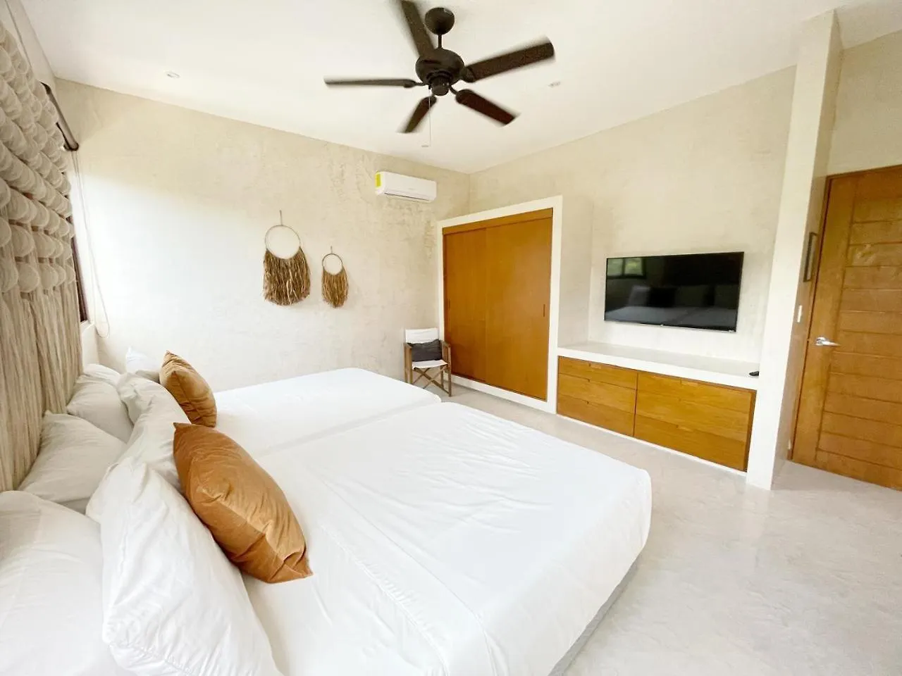 Luxury House Tomanoa - 10Pers - 4Rooms - Pool - Hotjacuzzi - Speed Wifi -Waterfall Tulum