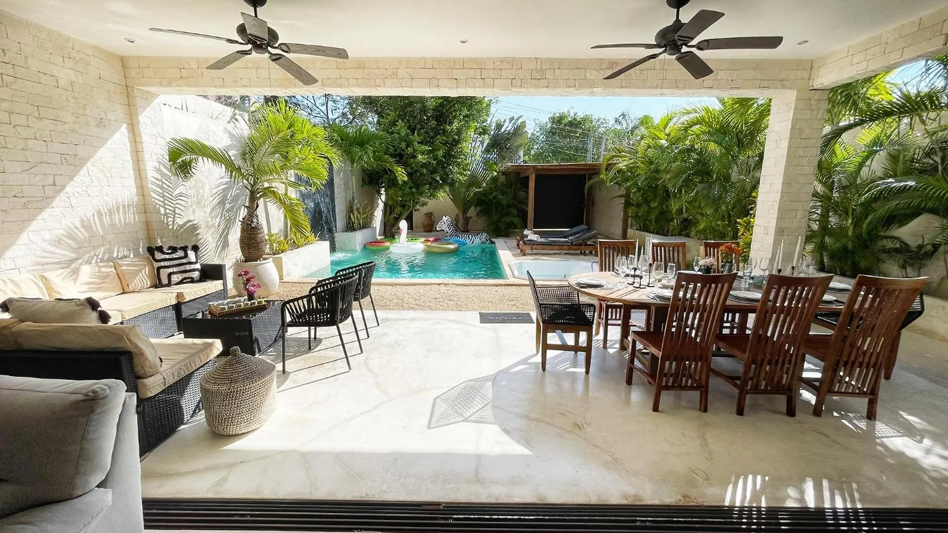 Villa Luxury House Tomanoa - 10Pers - 4Rooms - Pool - Hotjacuzzi - Speed Wifi -Waterfall Tulum